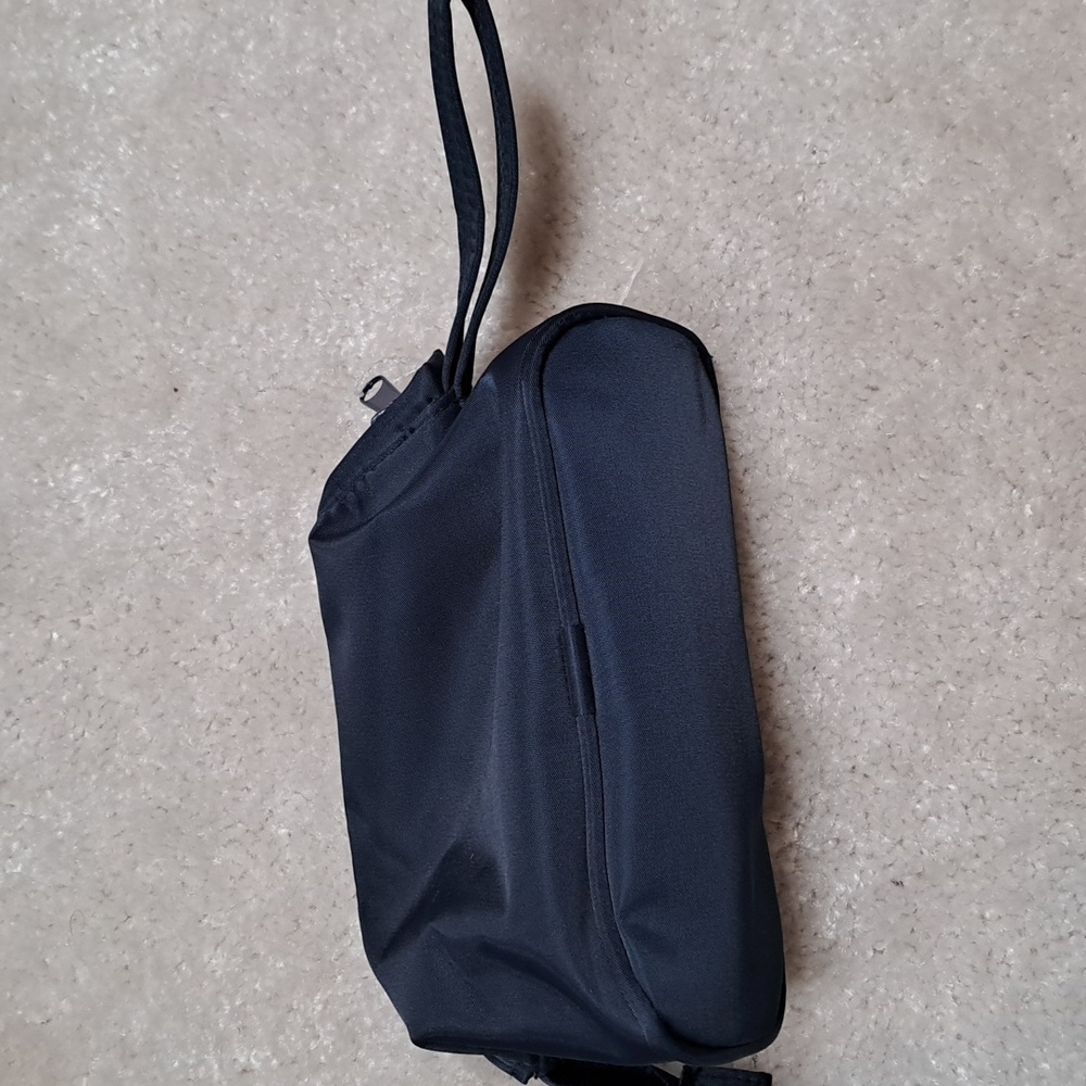 Delta Airlines Blue Structured Tolietry Bag